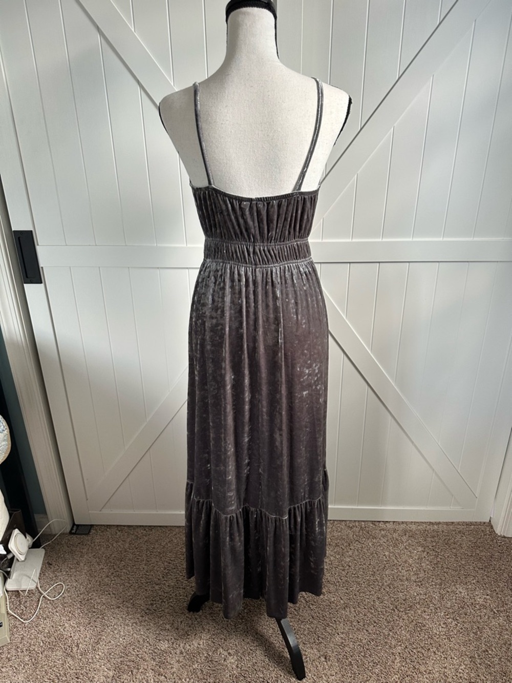 Zara Velvet Maxi Dress Spaghetti Straps Gray Silver Crushed Velour Boho Size M - Picture 4 of 7